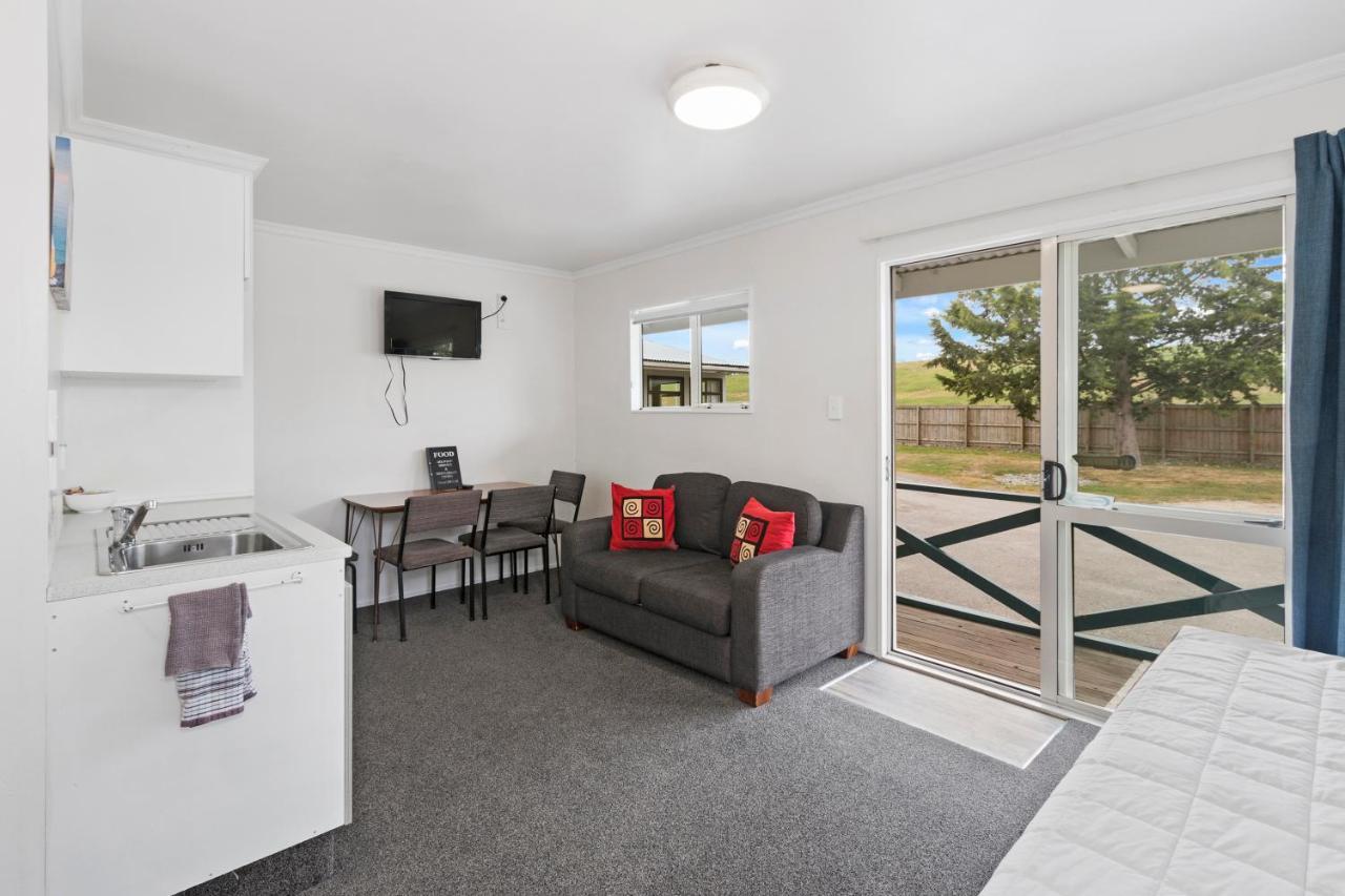 North South Holiday Park Christchurch Exterior foto